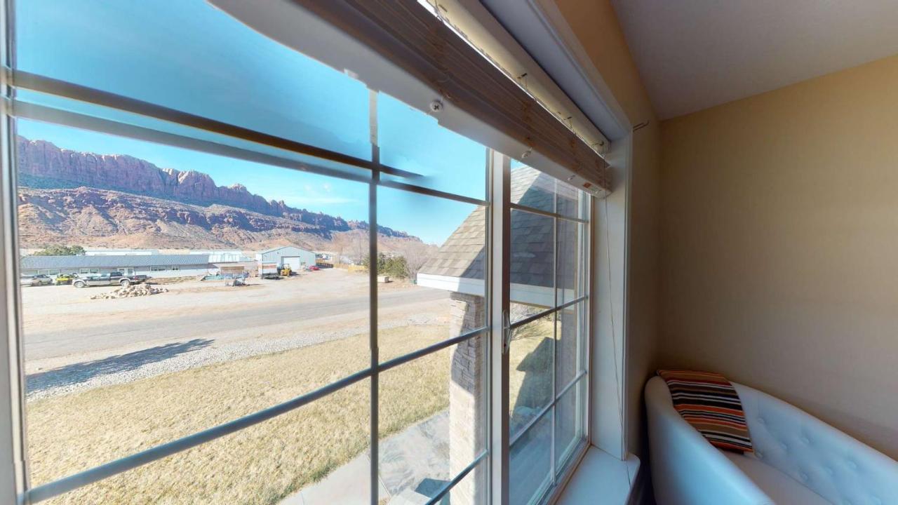 Moab Desert Home, 4 Bedroom Private House, Sleeps 10, Pet Friendly Exterior photo